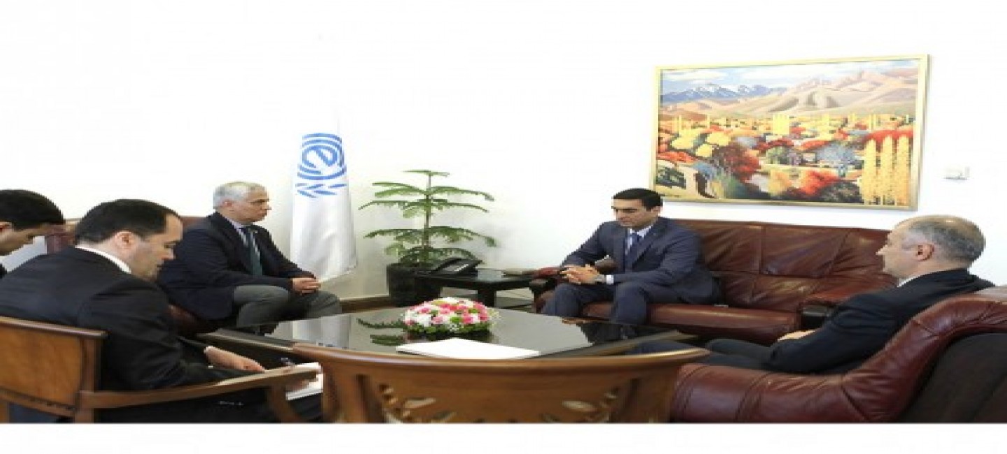 A MEETING OF THE DEPUTY FOREIGN MINISTER OF TURKMENISTAN WITH ECO SECRETARY GENERAL